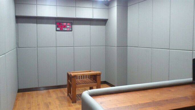 審訊室你要知道多少？？？